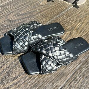Open edit square toe black crisscross quilted shoes. size 6